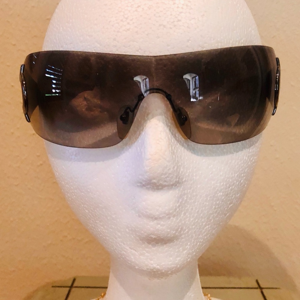 NEW BULGARI RIMLESS SHIELD BLACK SUNGLASSESG58 939